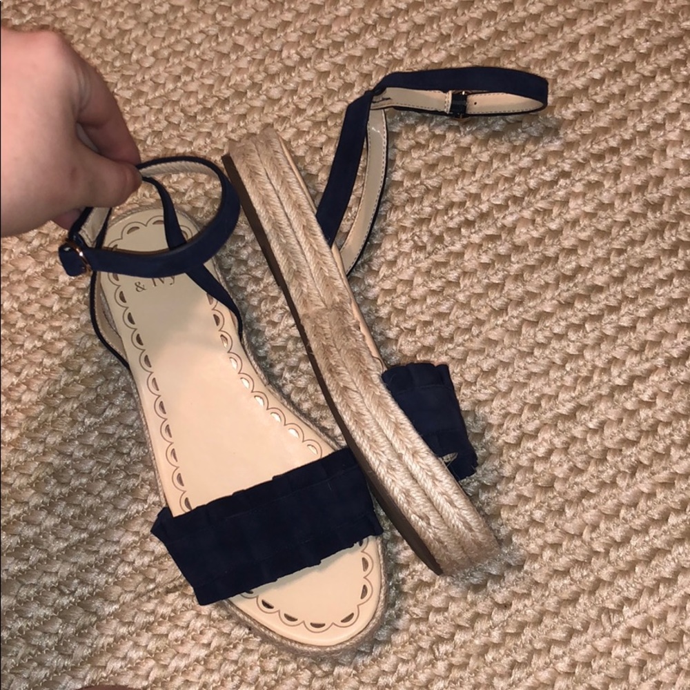 Crown & Ivy Sandals